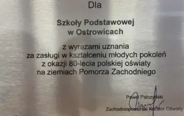 Galeria aktualności tablica pamiątkowa 2