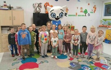 Galeria Aktualności Odwiedziła nas Kicia Kocia! 2