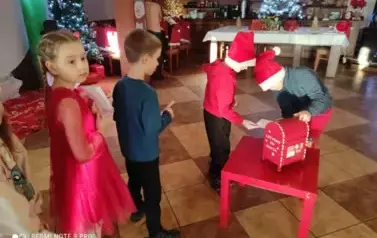 Galeria aktualności Zumbowe Mikołajki 52