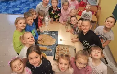 Galeria aktualności pieczenie i ozdabianie piernik&oacute;w w przedszkolu 1