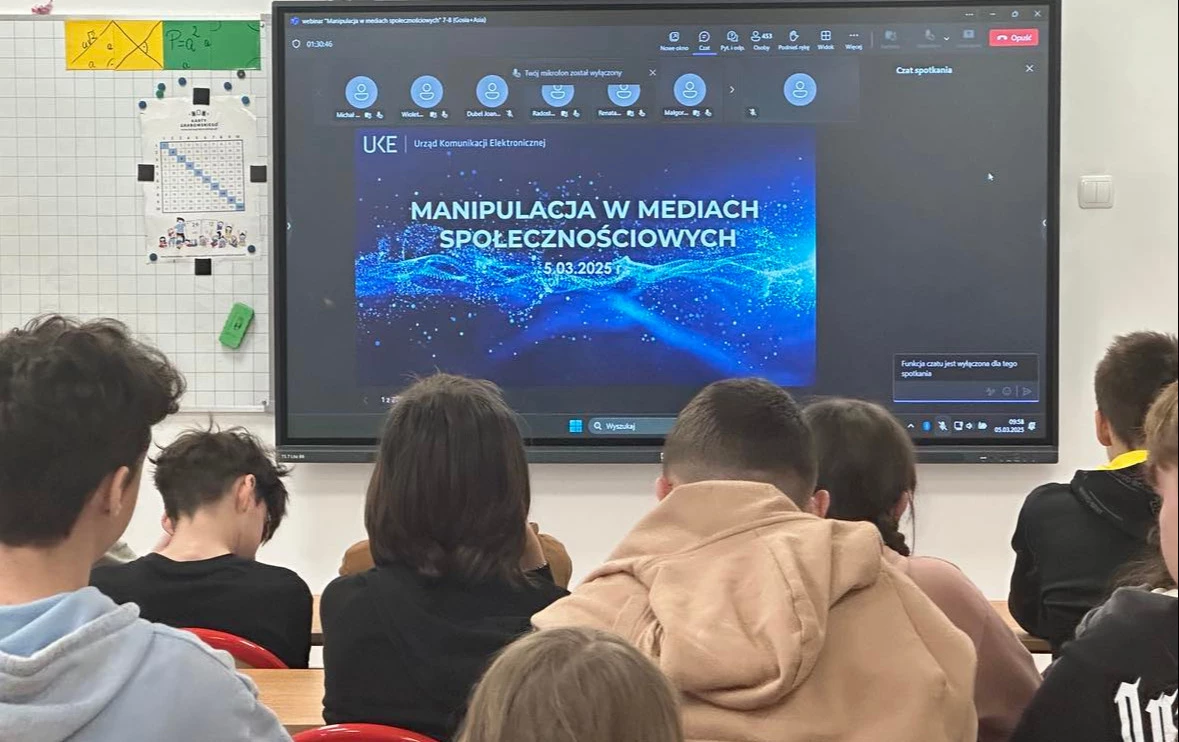 Zdjęcie do Webinar Manipulacja w mediach społecznościowych
