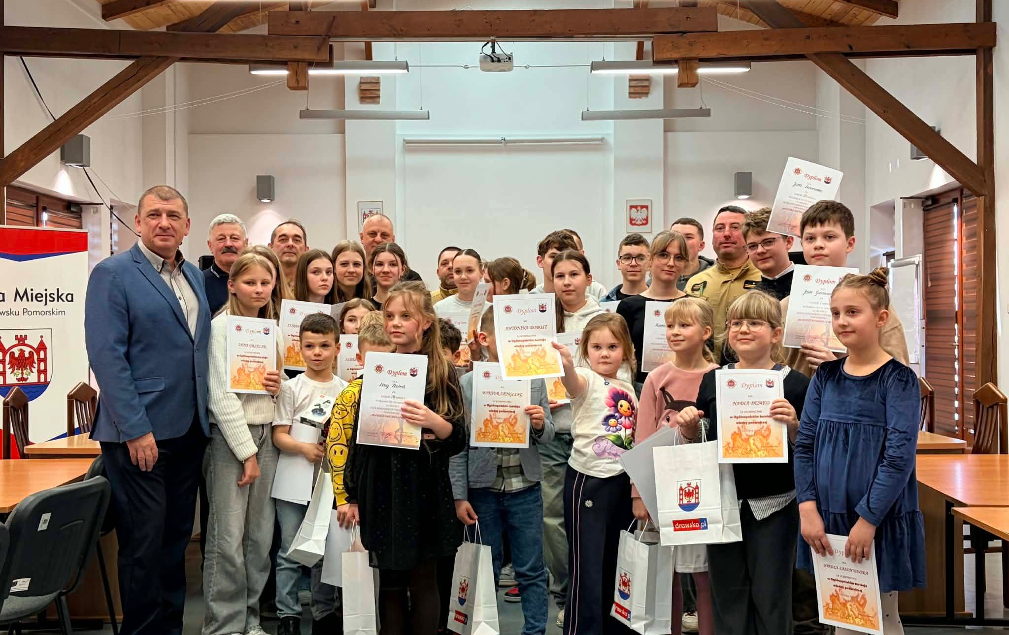 Zdjęcie do Sukces naszych uczni&oacute;w w eliminacjach gminnych OTWP!